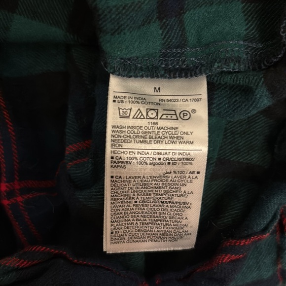 *set* worn once Old Navy holiday pajama set in men’s medium - Picture 4 of 4